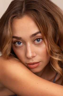 LISA BACH