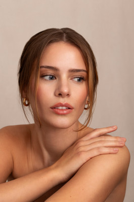 LISA BACH