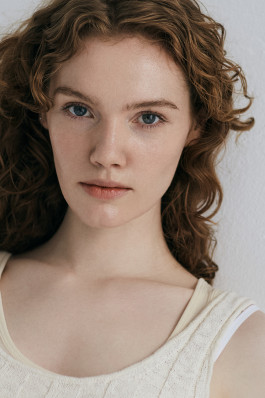 LISA BACH